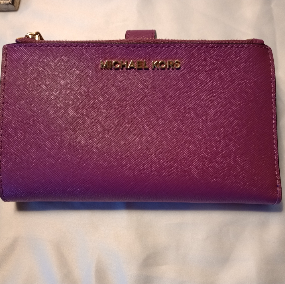 Michael Kors Adele wallet.